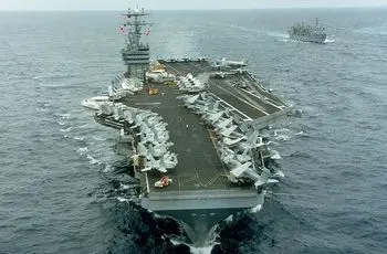 قرارگاه مرکزی خاتم‌الانبیا: یک فروند شناور آمریکایی در بندر صلاله مورد هدف قرار گرفت