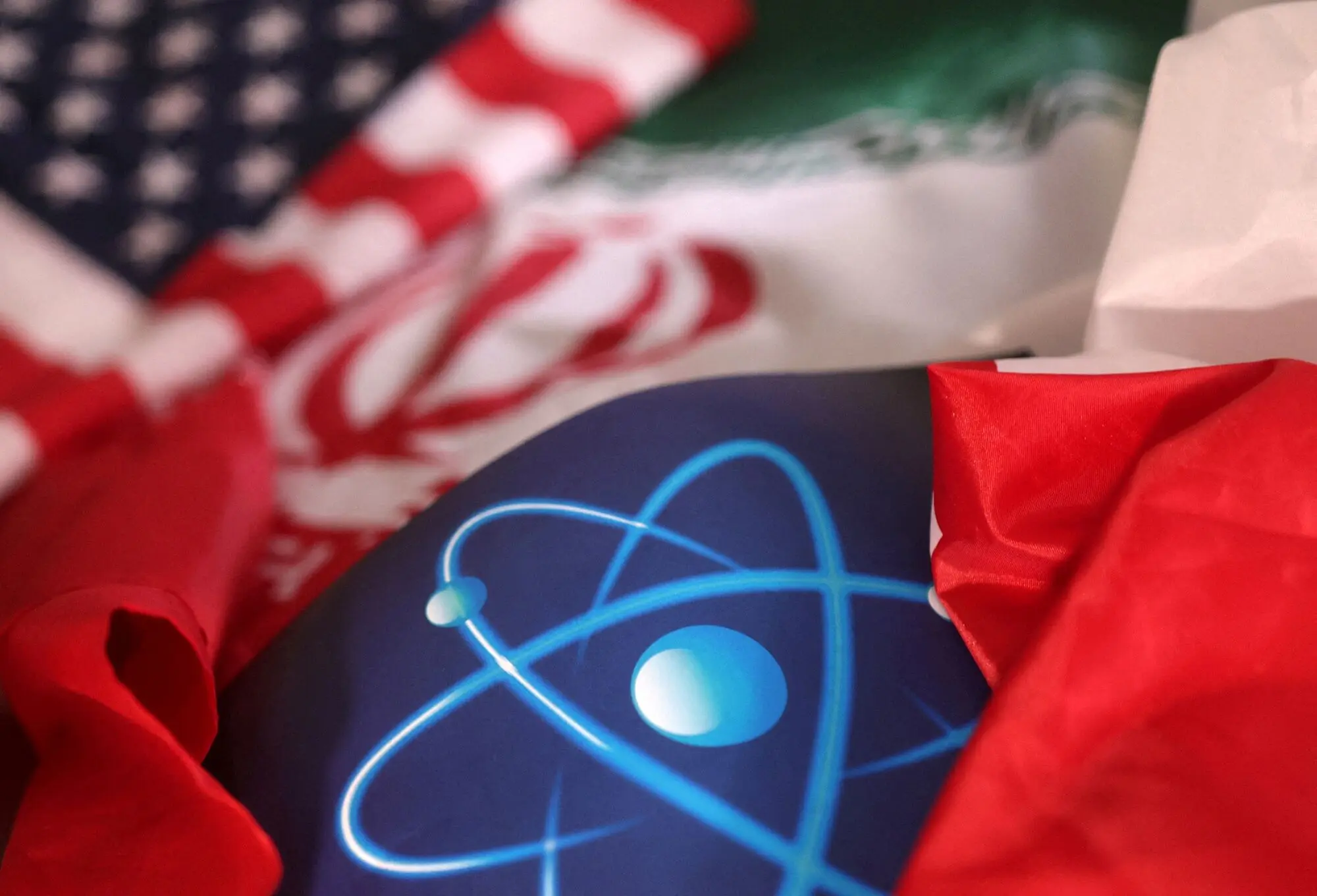 جوادی‌حصار: هم اروپا و هم امریکا آمادگی گفت‌وگو با ایران را دارند
