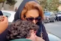 رفتار متفاوت نسرین مقانلو در حاشیه مراسم ختم اکبر عبدی 