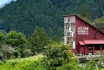 معماری جالب خانه هزار پنجره در ژاپن؛ ساخته شده از ۸۰٪ مواد بازیافتی