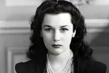 «فوزیه» در کنار دخترش «شهناز و نوه‌اش» در سوئیس، سال ۱۳۳۸