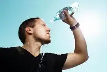 ۶ نشانه گرمازدگی؛  چه اقداماتی برای گرمازدگی لازم است؟
