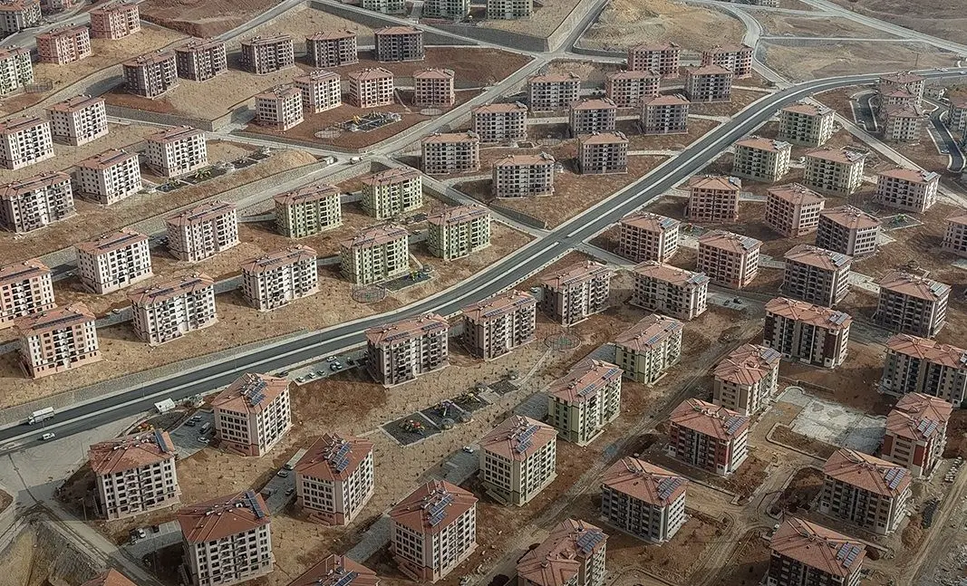 تصاویر؛ تحویل ۶۵ هزار خانه به زلزله زدگان ترکیه