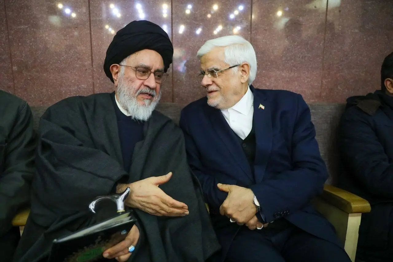 تصاویر؛ چهره‌های سیاسی در مراسم ختم اشرف بروجردی 