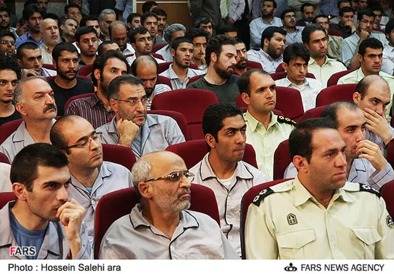 دانشجویان