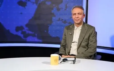  یا باید توان اقتصادی را تقویت کنیم یا هرچه سریعتر تحریم ها برداشته شود/ اتاق بازرگانی نه قدرت دارد نه استقلال / با شعار و توهم نمی توانیم کشور را اداره کنیم / دولت باید اقتصاد دستوری را کنار بگذارد
