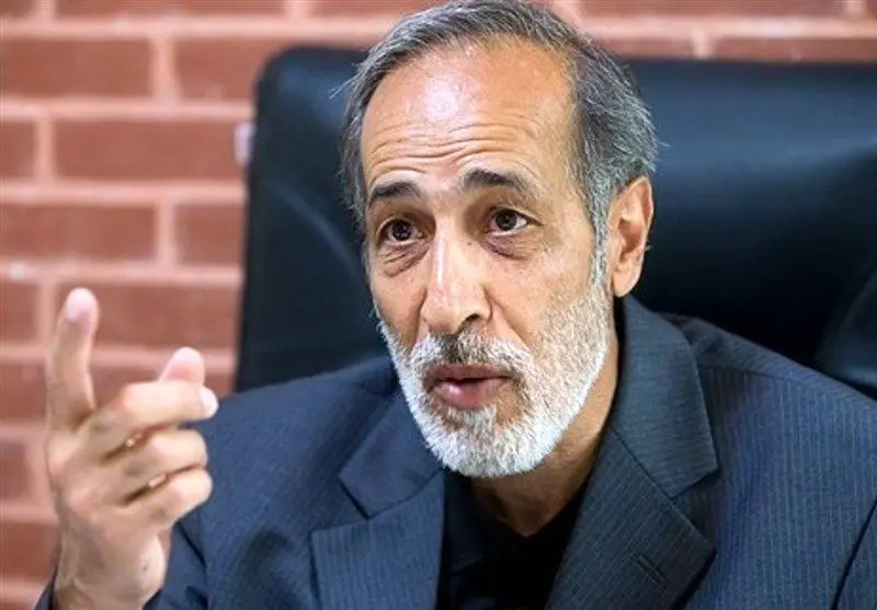 عراقچی نگفته با آژانس همکاری نمی‌کنیم!/ گروسی نوعی «دودوزه‌بازی سیاسی» دارد 
