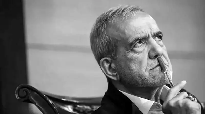 مسابقه گذاشته‌اند، هر چه تندتر بر پزشکیان بتازند پیروزترند/ آن همه جنجال با روحانی چه ضرورتی داشت؟