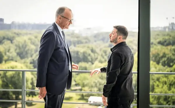 صدراعظم آلمان به زلنسکی: جلوی فرار جوانان اوکراینی به آلمان را بگیر