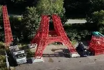 ببینید؛ پدربزرگ و نوه‌اش برج ایفل جدیدی ساختند