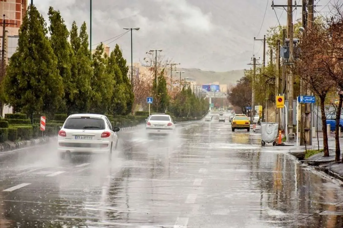 بارش باران و وزش باد شدید در این استان‌ها