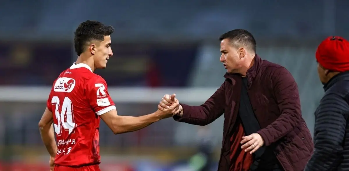 هدیه پرسپولیس به امیر قلعه‌نویی

