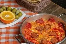 آقایانی که بلد نیستند یک سوسیس و تخم مرغ ساده بزنند، بخوانند