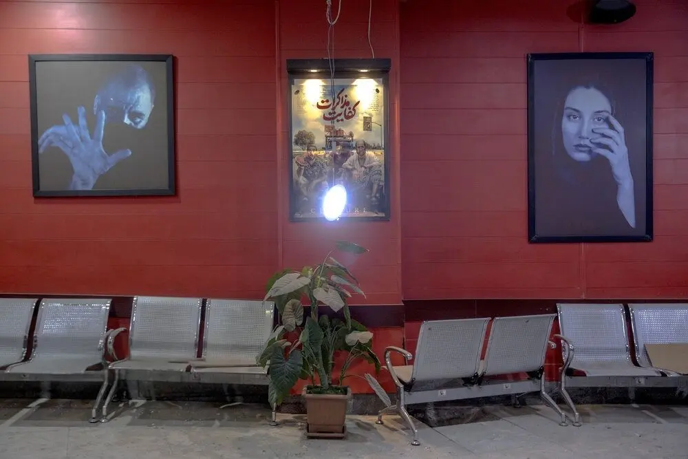 تصاویر؛ سینما شکوفه زیر ضربه جنگ