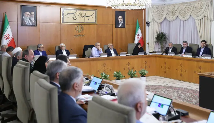 بیانیه هیئت دولت در واکنش به سخنان رهبری/ در برابر تحریم‌ها ایستادگی می‌کنیم
