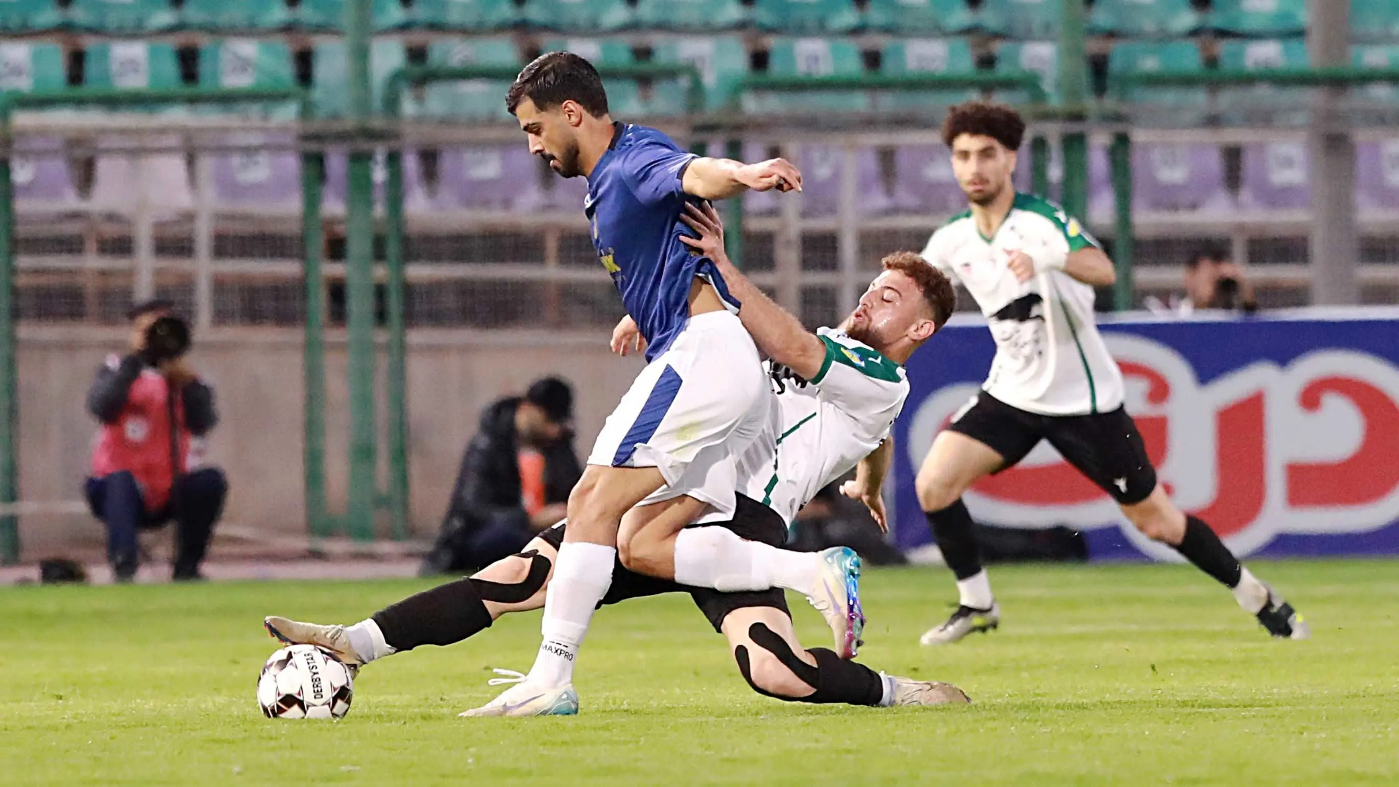 تساوی ۰-۰ ذوب‌آهن مقابل ملوان؛ بی‌روح و کم هیجان!