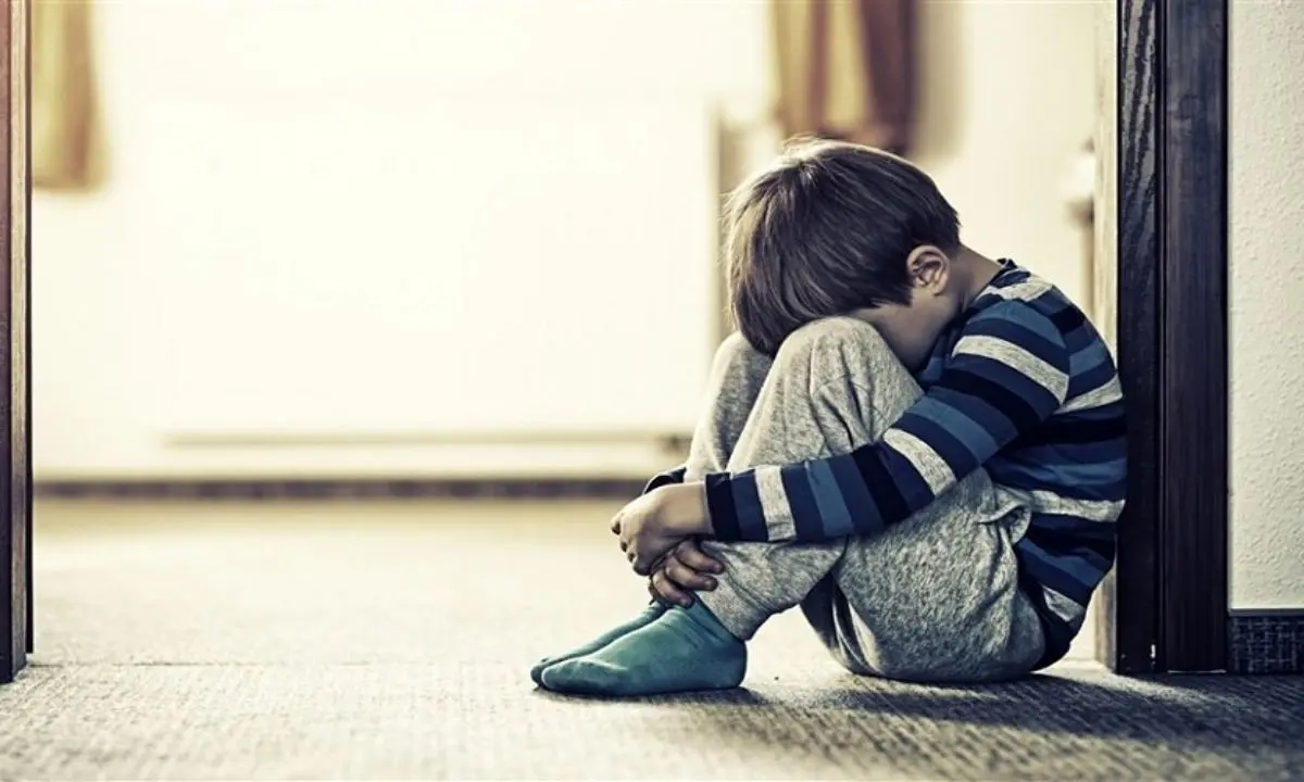 سوگ در کودکان؛ از «بازگشت خیالی درگذشتگان» تا نیاز به آغوش امن
