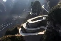 جاده کوهستانی نفس‌گیر در چین توجه‌ها را به خود جلب کرد