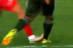 کارشناسی داوری بازی پرسپولیس - آلومینیوم؛ اخراج سرلک یا پنالتی پرسپولیس؟!