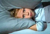 برای کنار آمدن کودکان با صداهای بلند در بحران‌ها چه کنیم؟