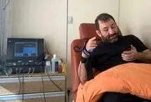 هانی کرده: زندان دیگه اون زندان قدیم نیست، لباس زیر صورتی داره!