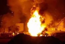 تخریب و آتش سوزی در حیفای پس از هدف قرار گرفتن توسط موشک‌های ایران