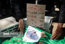 تصاویر؛ تشییع و تدفین پیکر دو کودک هفت ساله شهید در تبریز