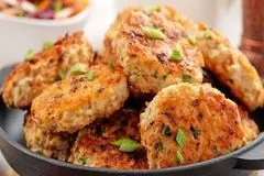 طرز تهیه کوکو سیب زمینی با مرغ؛ شام خوشمزه و آسان! 