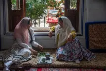 چرت زدن گلاره عباسی در پشت صحنه سریال بامداد خمار