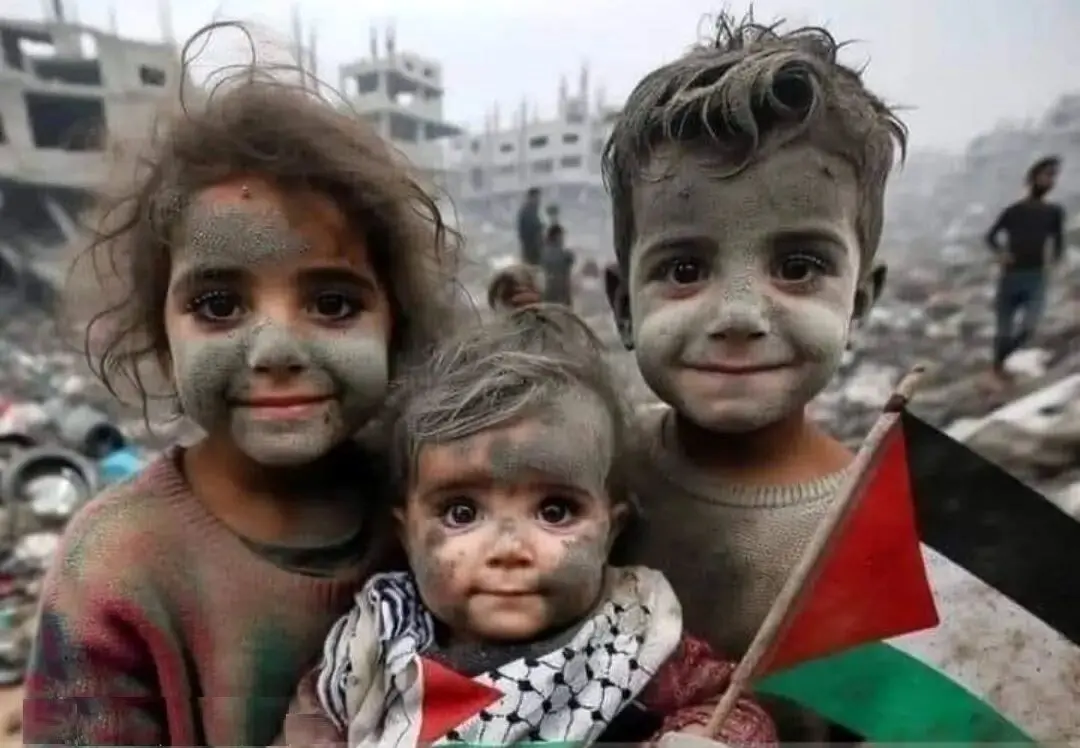 ببینید؛ کودکان غزه تماشاگر ال‌کلاسیکو در میان شادی و هیجان