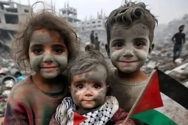 ببینید؛ کودکان غزه تماشاگر ال‌کلاسیکو در میان شادی و هیجان