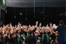 ببینید؛ همخوانی «دوباره می‌سازمت وطن» در هیاتی در یزد