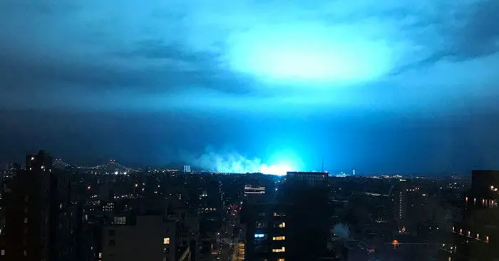 آیا در حمله بامداد سه‌شنبه از بمب الکترومغناطیسی استفاده شد؟

