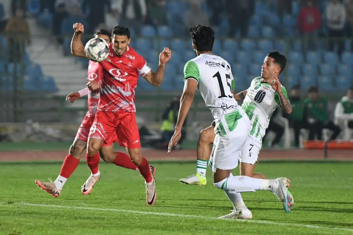 کار سخت مهاجمان پرسپولیس مقابل خیبر در خرم‌آباد
