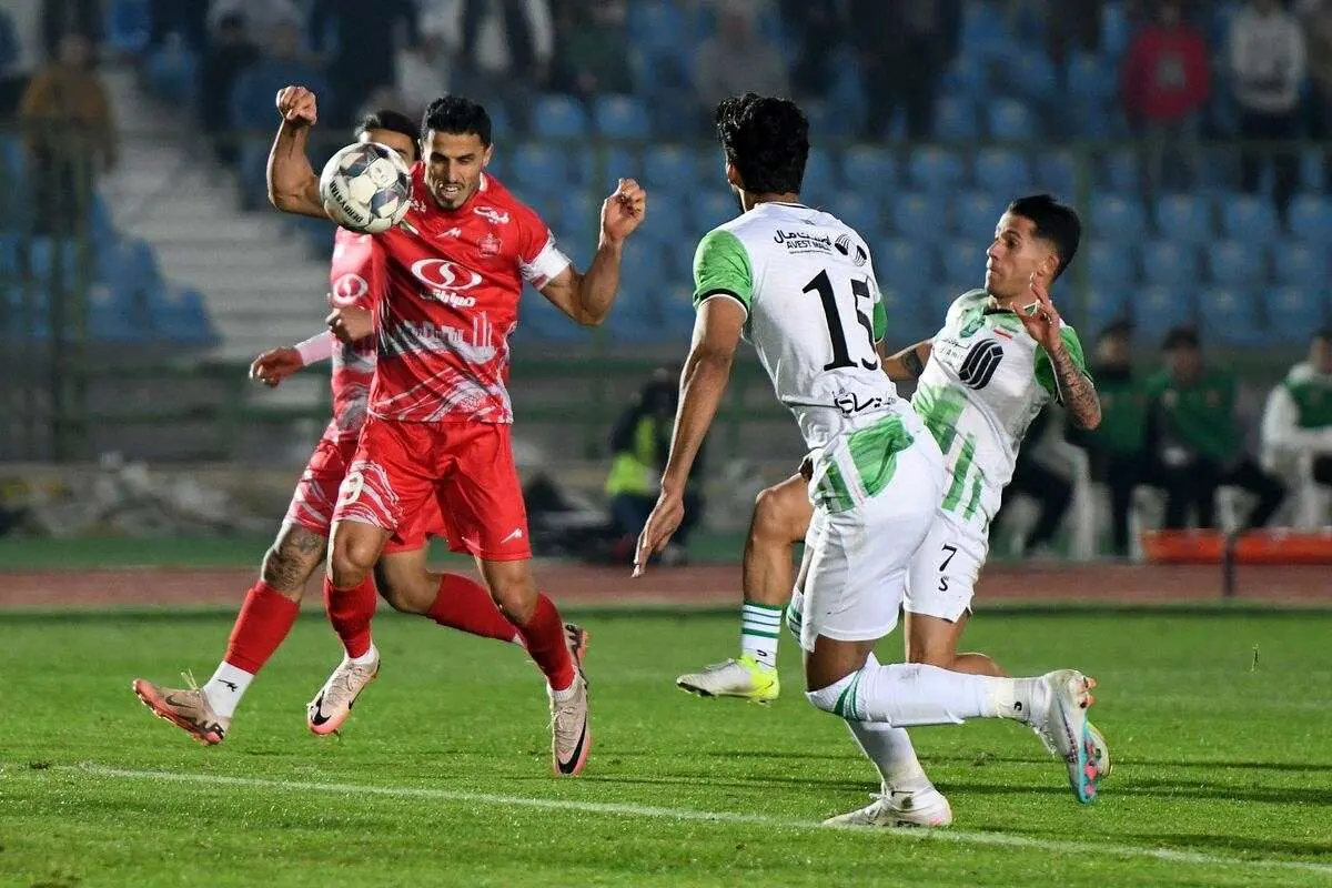 کار سخت مهاجمان پرسپولیس مقابل خیبر در خرمآباد