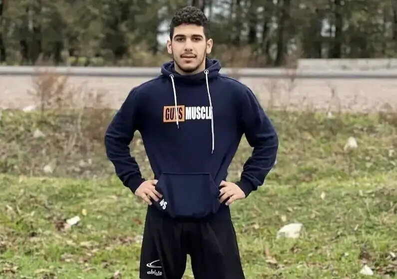 سکته‌ای که منجر به مرگ هومن نامداریان کشتی گیر جوان شد