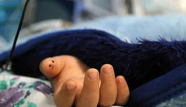 جزئیاتی از مرگ اسرارآمیز دختر سه و نیم‌ساله اهوازی بر اثر اصابت گلوله
