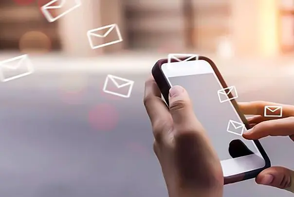 از دست پیامک‌های مزاحم کی خلاص می‌شویم؟
