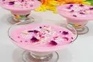 طرز تهیه محلبی توت فرنگی، دسر خوشرنگ و خوشمزه

