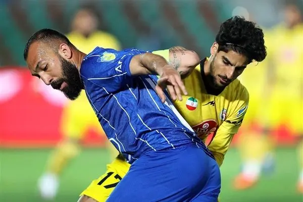 ببینید؛ گل اول فجر به استقلال روی اشتباه عجیب آدان دقیقه ۱+۴۵