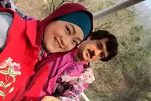 «چوچانگ» در کنار برادرانش «هان و چی» در پشت‌صحنه سریال «پایتخت4» 