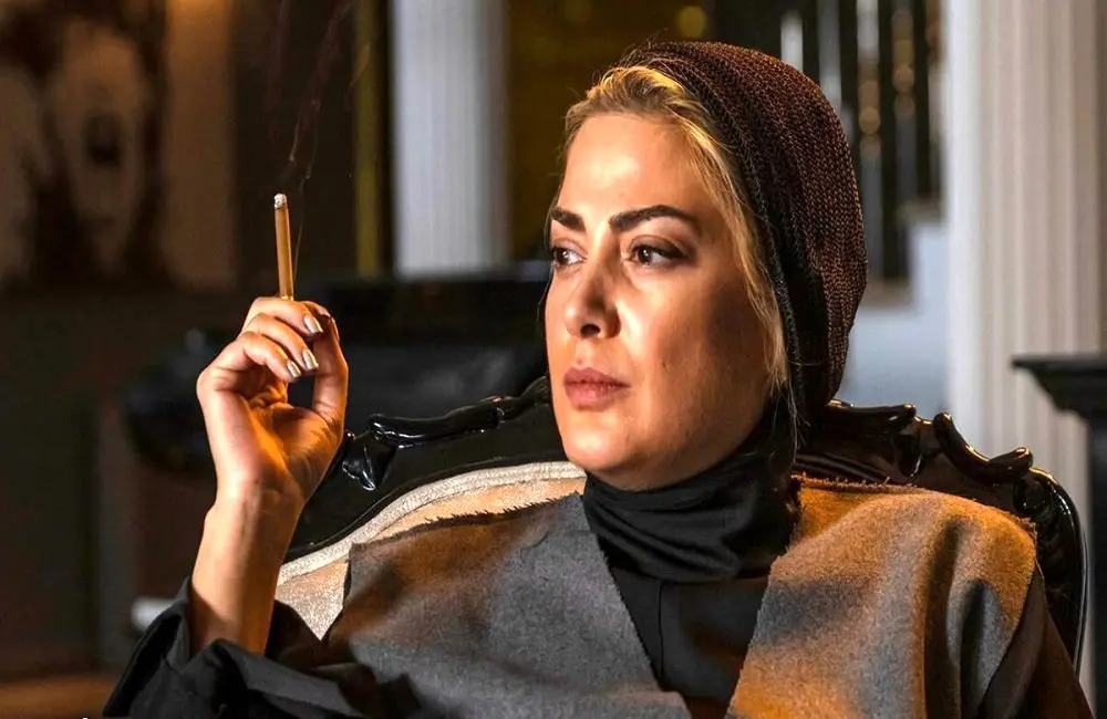 عادی‌انگاری دخانیات در شبکه نمایش خانگی