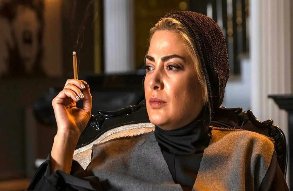 عادی‌انگاری دخانیات در شبکه نمایش خانگی