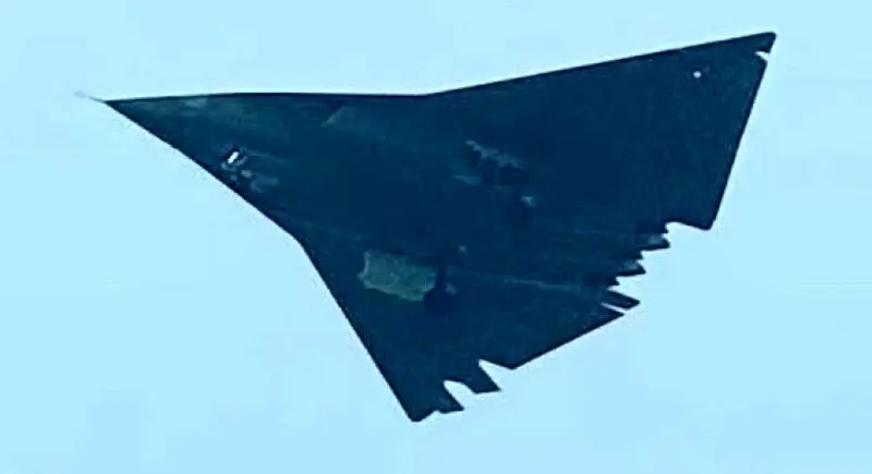 جنگنده فوق‌سنگین نسل ششم چین