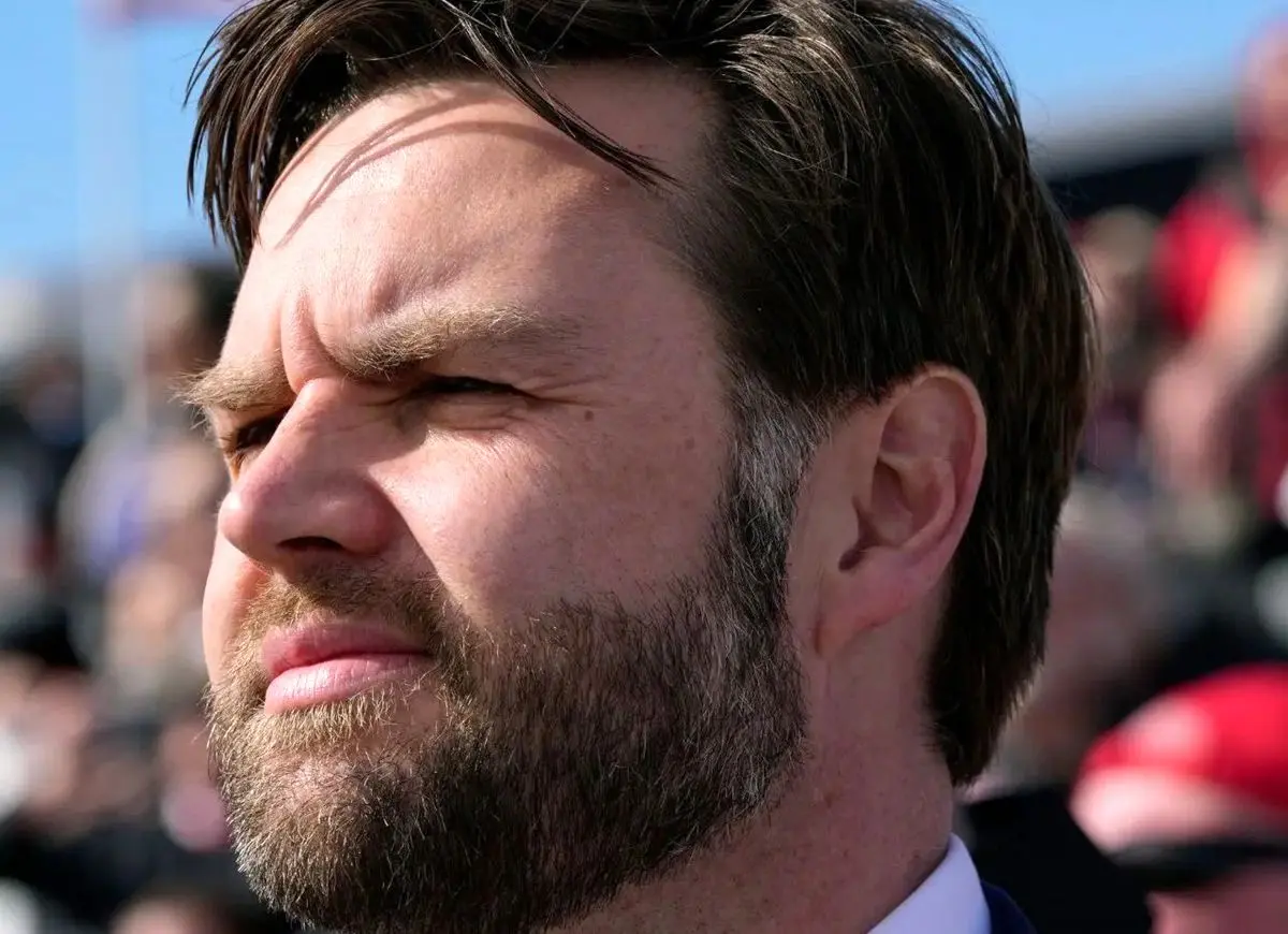 ونس: من با حاکم واقعی ایران که ترامپ از آن تعریف می‌کند مذاکره کردم