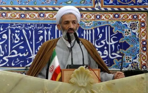 امام جمعه ساری: مردم حساب آشوبگران و اغتشاشگران را از مطالبات درست جدا کنند