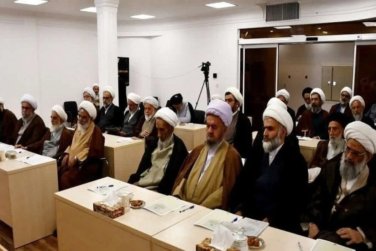 نوع پوشش زنان صدای مراجع و علما را هم درآورد/ شاهد نوعی رهاشدگی و بی‌اعتنایی از سوی مسئولان امر هستیم