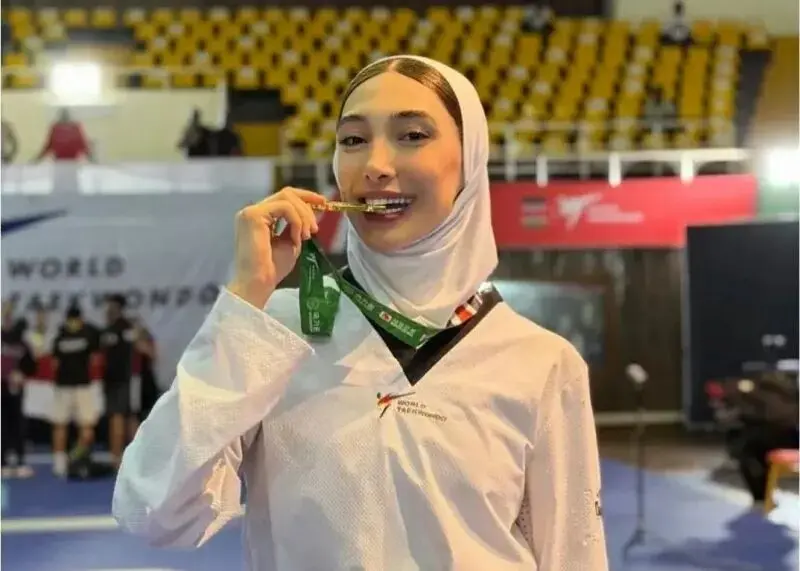 مبینا نعمت‌زاده پیگیر جام جهانی و مهدی طارمی!