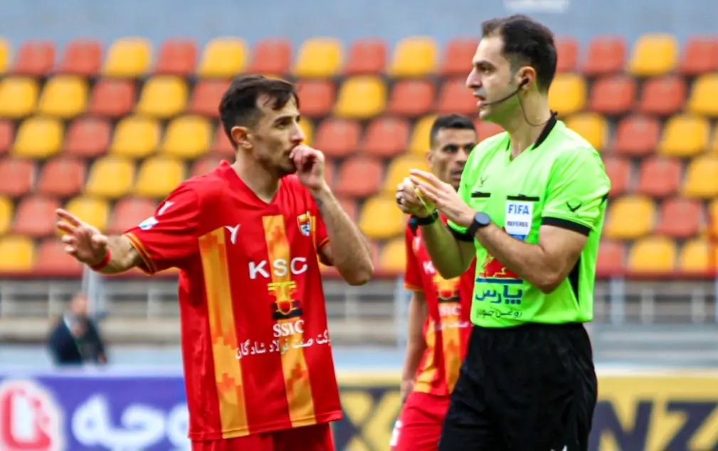 تصویر: واکنش فرشاد احمدزاده به اتفاقات اخیر/ همه چیز غمگین است