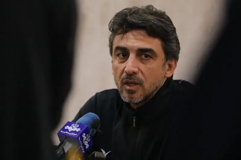 گلایه رحمتی از پنالتی که مقابل سپاهان گرفته نشد